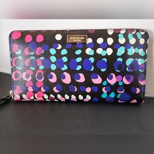 ✨️NWT✨️ Kate Spade Laurel Way Dotty Plaid Neda Long Wallet, 2017